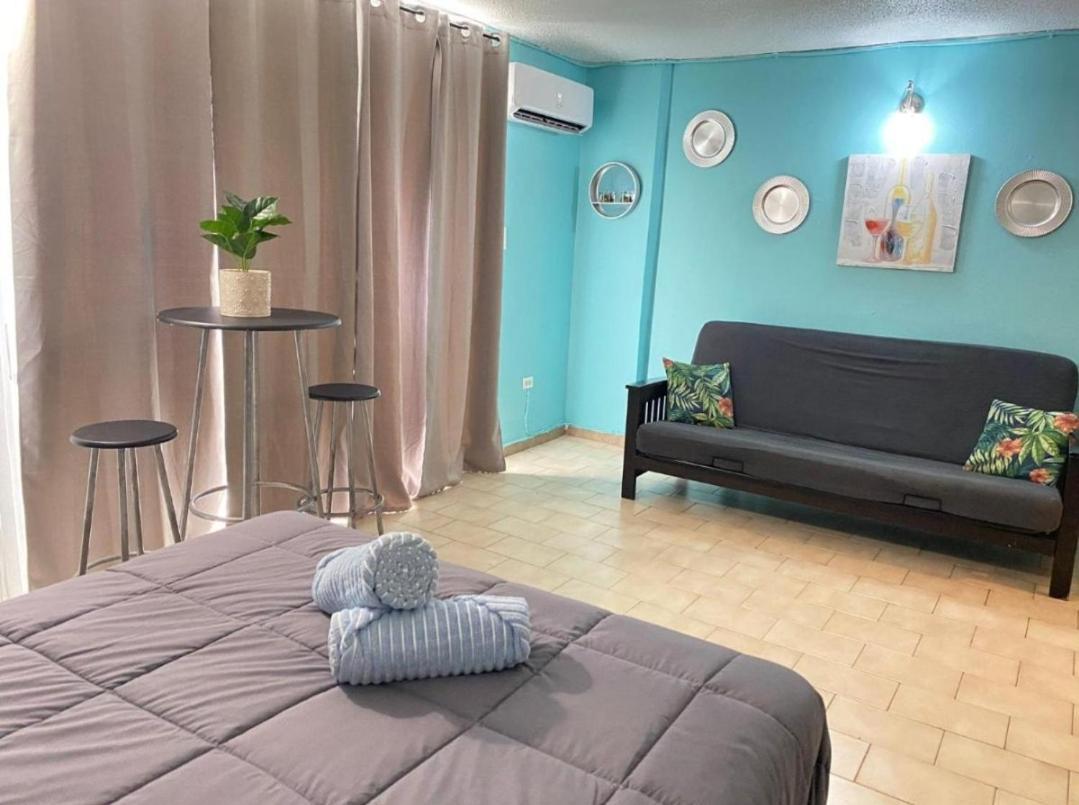 St Tropez Apartment San Juan Bagian luar foto